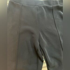 Dalia Women's Sleek Black Pants